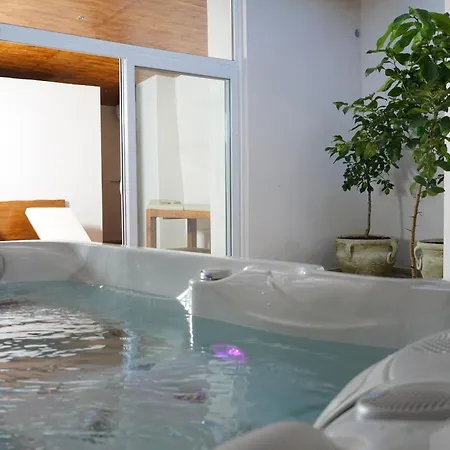 Hotel miłości Patio Zen